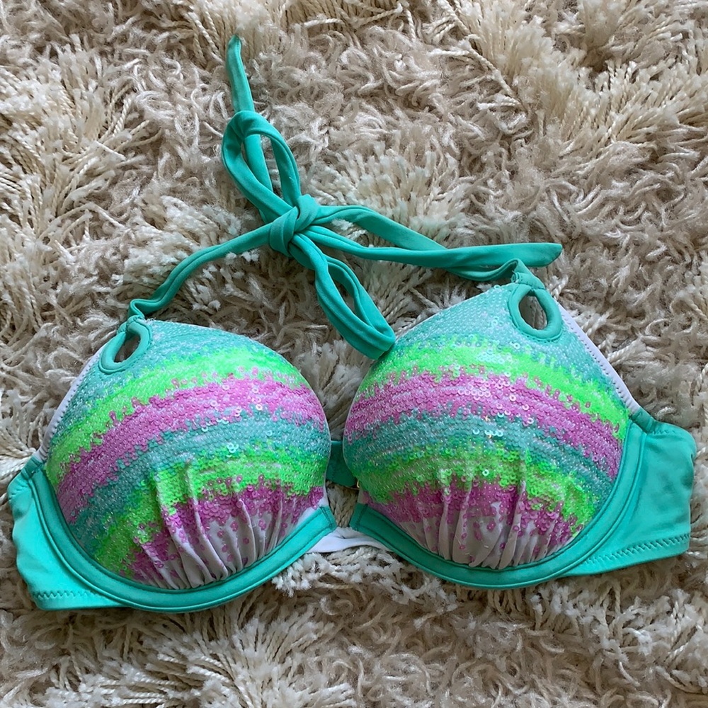 VS Bathing suit top